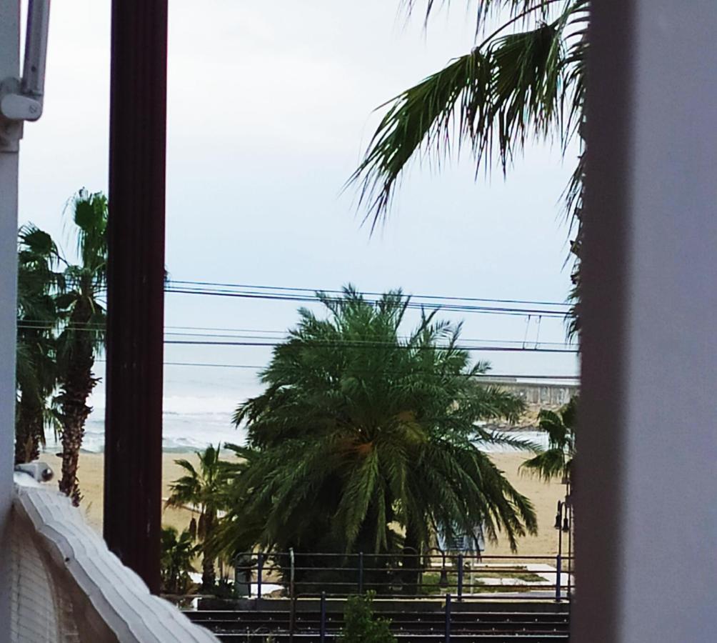 Encantador Apartamento Frente A La Playa De Bara Roda de Bará Exterior foto