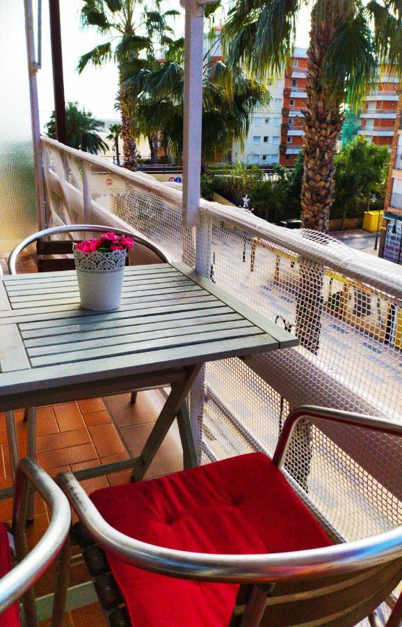 Encantador Apartamento Frente A La Playa De Bara Roda de Bará Exterior foto