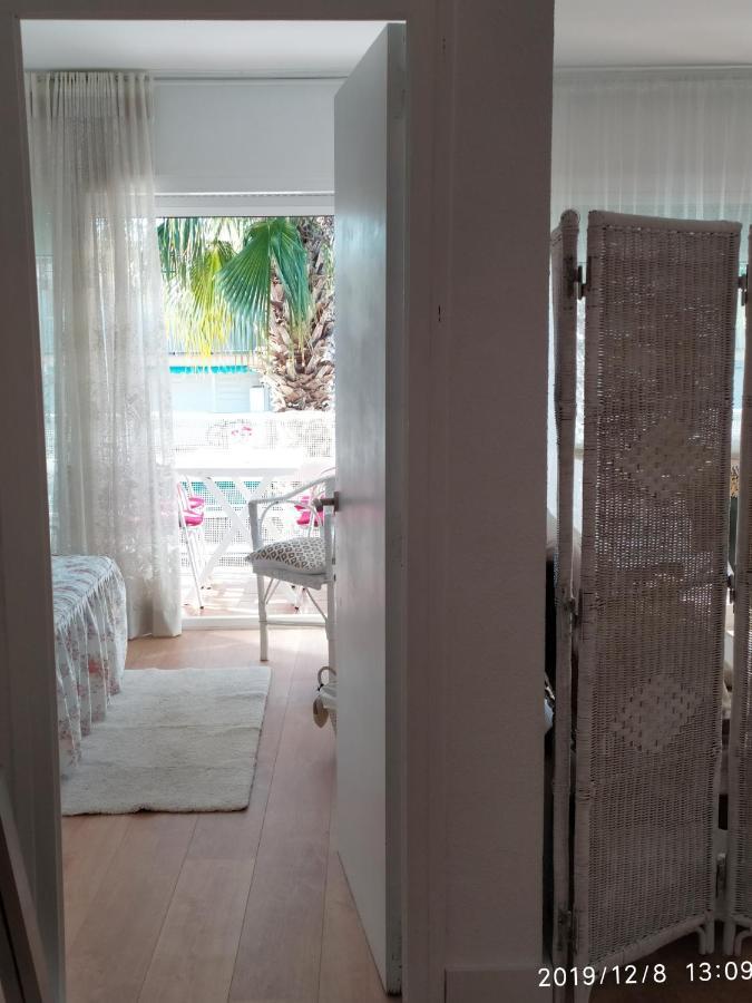 Encantador Apartamento Frente A La Playa De Bara Roda de Bará Exterior foto